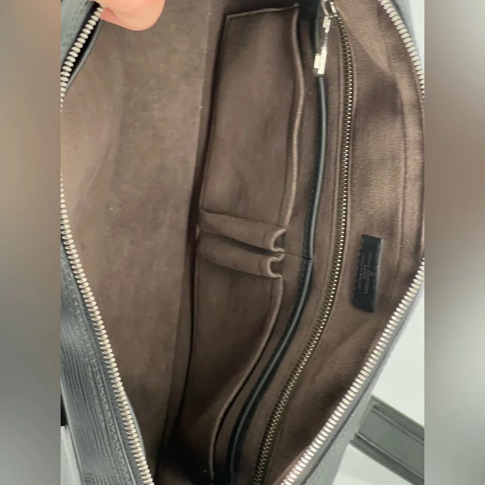 LOUIS VUITTON Porte-Documents Black Epi Leather Bag